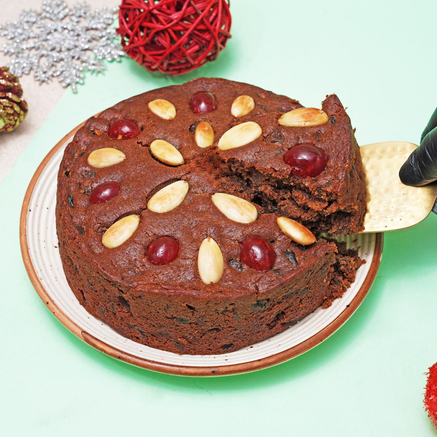 Plum Cake Eggless (Round)