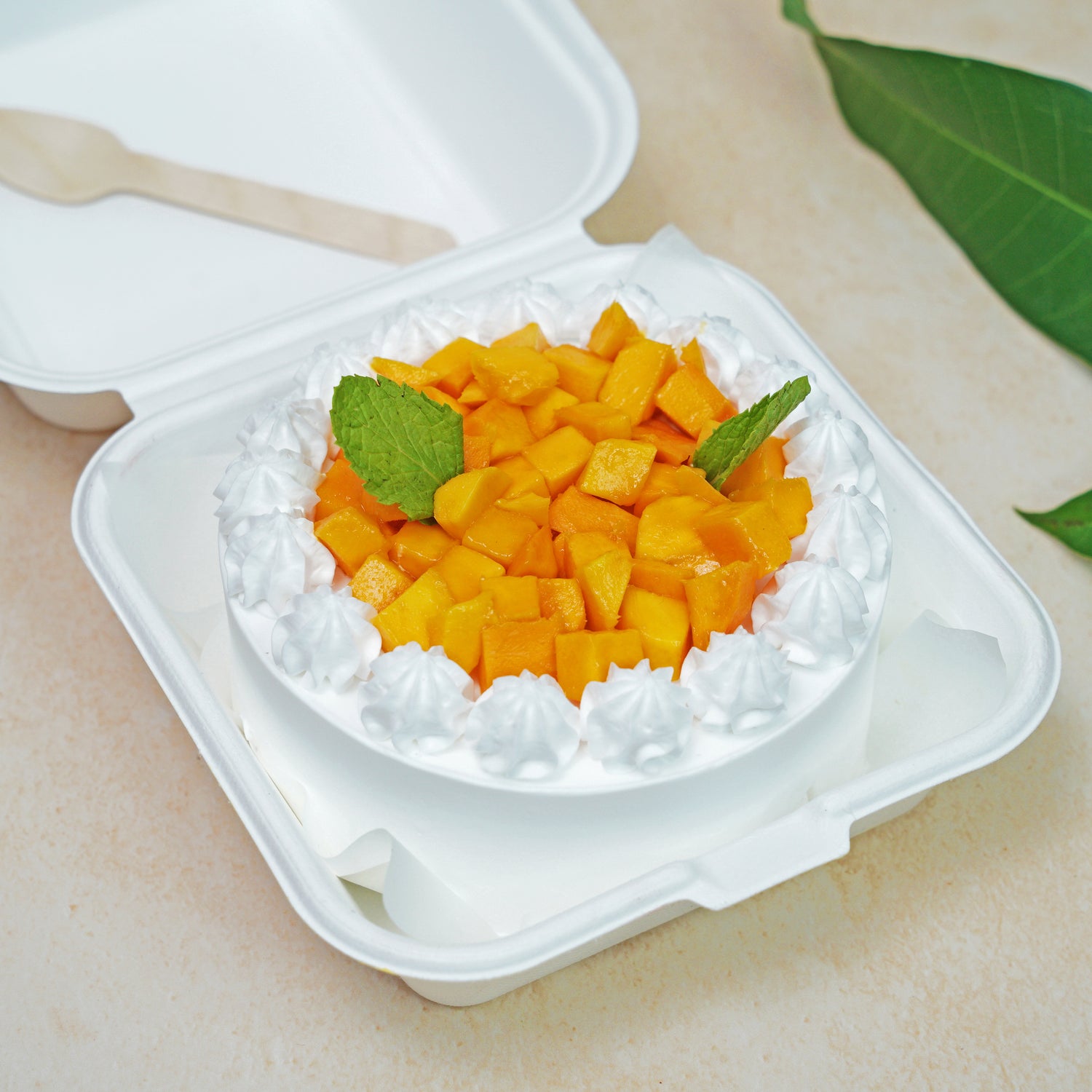 Mango bento cake