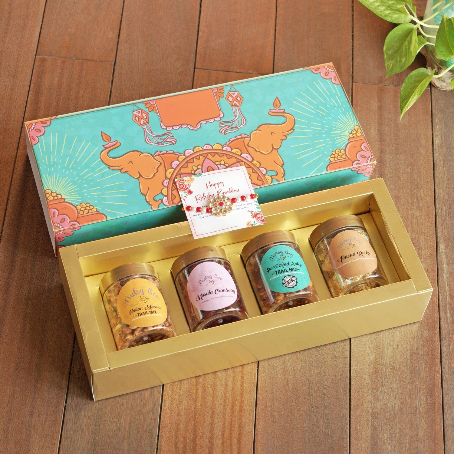 Nutty and trial utsav box