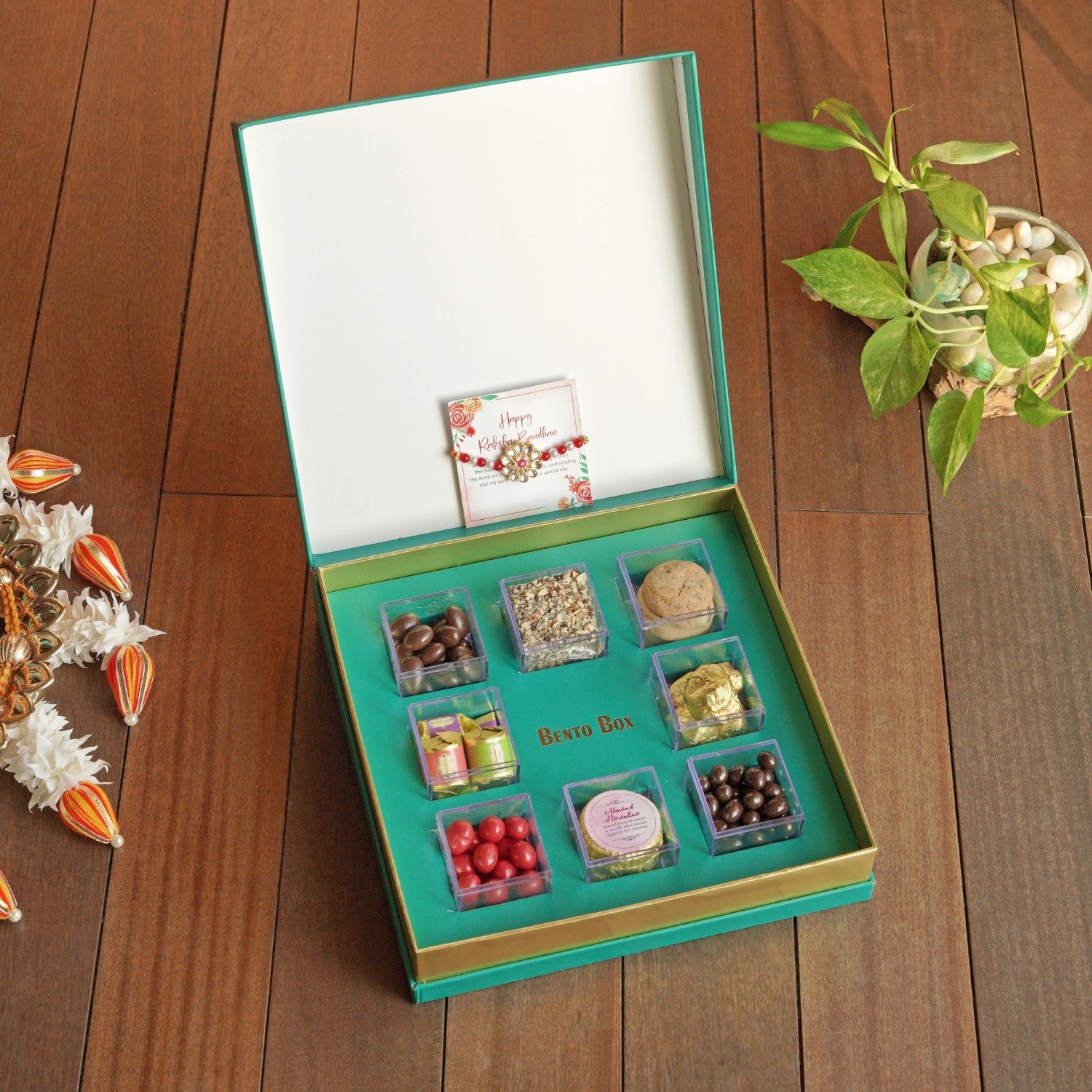 Bond & bliss box