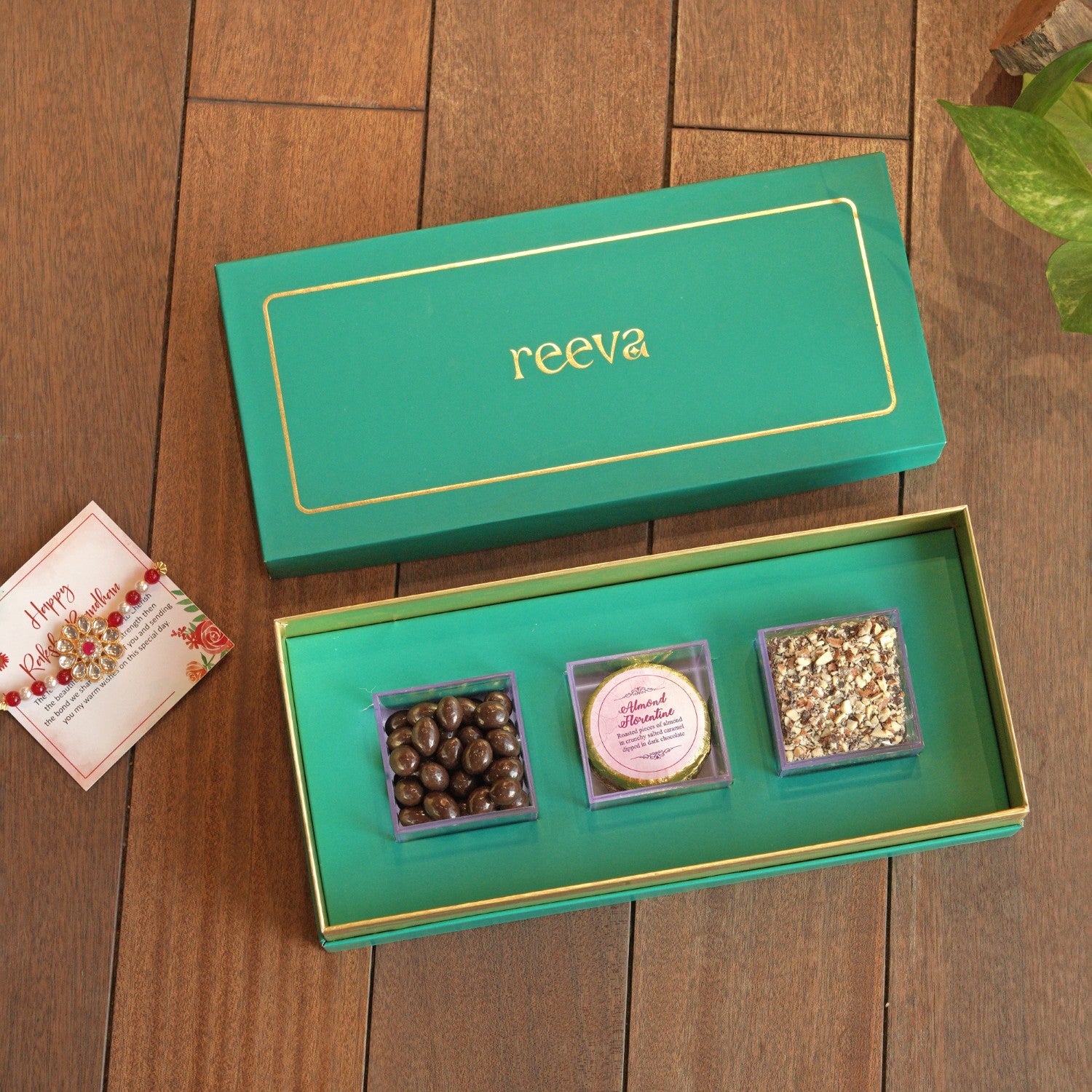 Coco embrace box