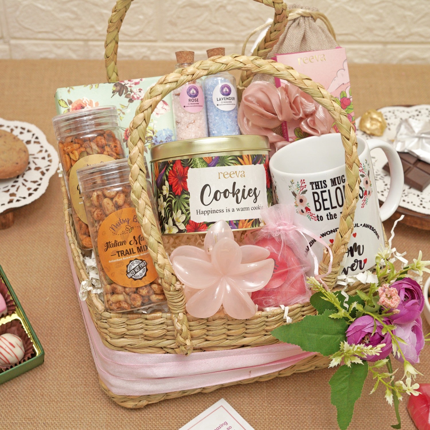 Luxurious Basket hamper