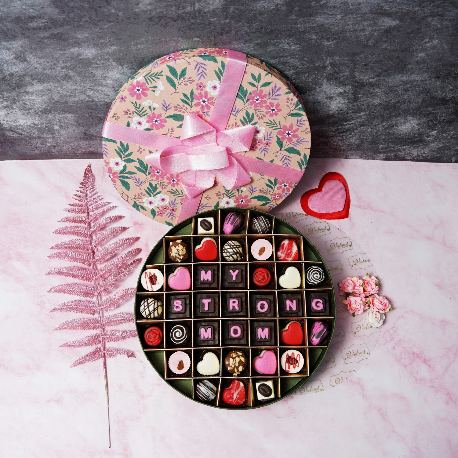 Moms love floral box 