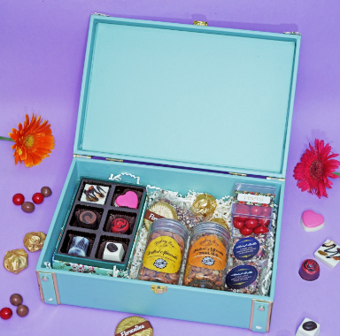 Pastel Trunk with love